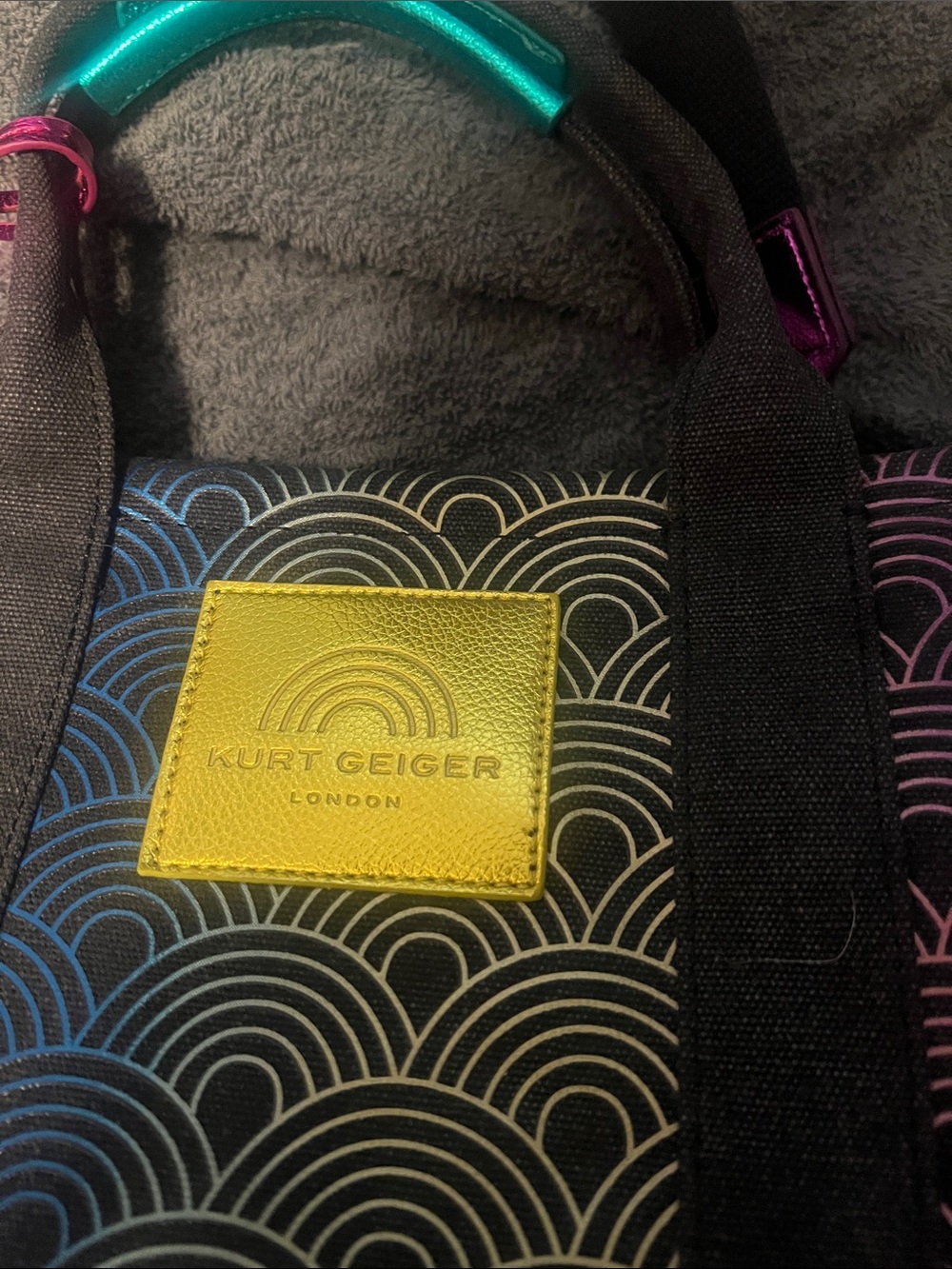 Kurt Geiger Metallic Rainbow Tote with Wave Pattern - Picture 3 of 5
